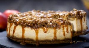 How to make Caramel Apple Crisp Cheesecake