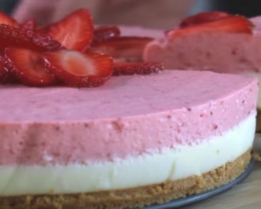 No-Bake White Chocolate Strawberry Mousse Cake Recipe